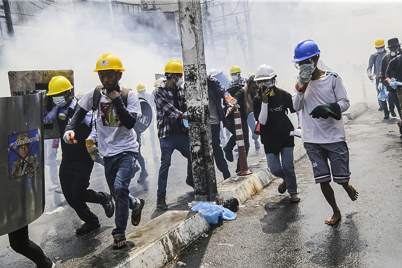 Demonstranti ne odustaju od svojih zahtjeva (Foto: EPA-EFE)