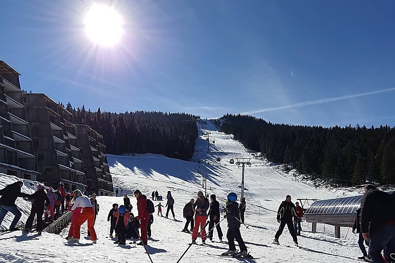 Besplatno skijanje za žene u ponedjeljak 8. marta