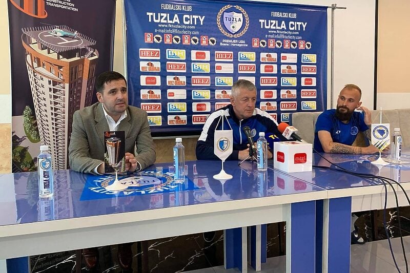 Detalj s današnje konferencije za medije (Foto: FK Tuzla City)