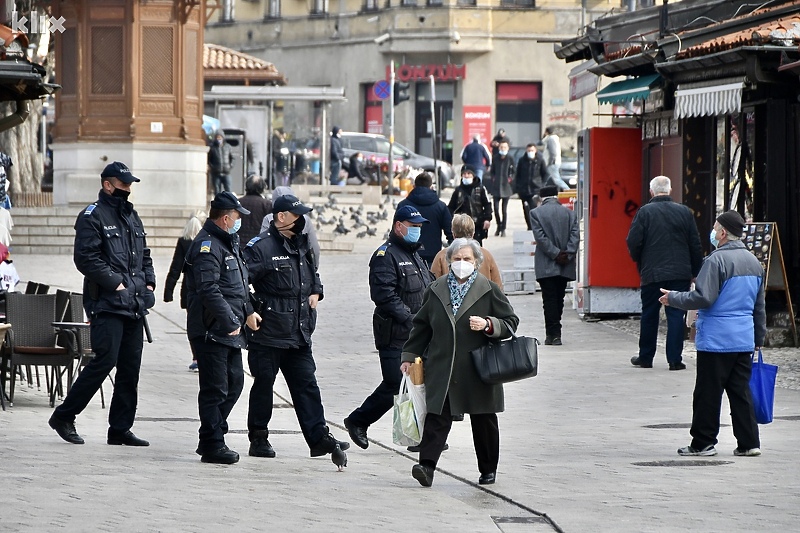 Policija danas na terenu (Foto: I. Š./Klix.ba)