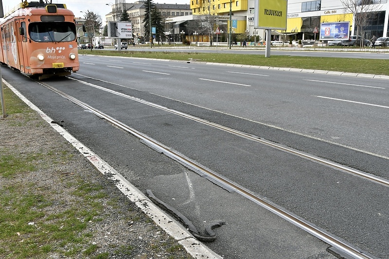 Dio rekonstruisane tramvajske S krivine u Sarajevu (Foto: I. Š./Klix.ba)