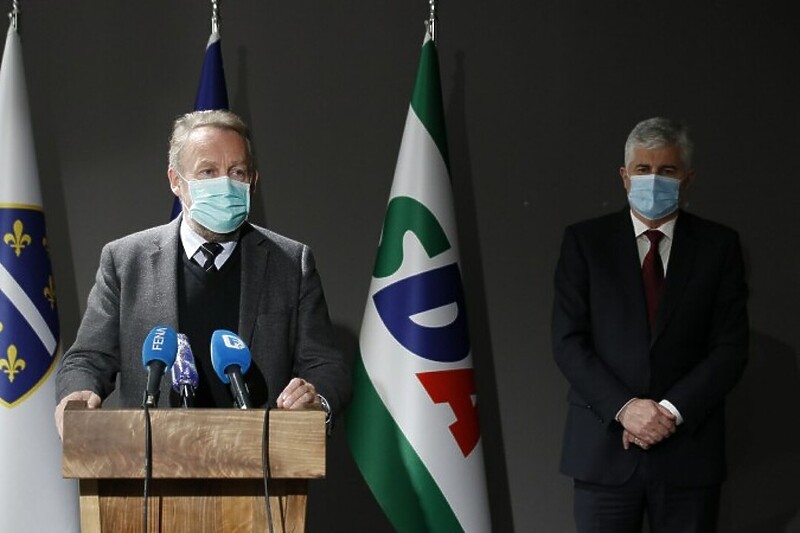 Delegacije predvodili Izetbegović i Čović (Foto: Fena)