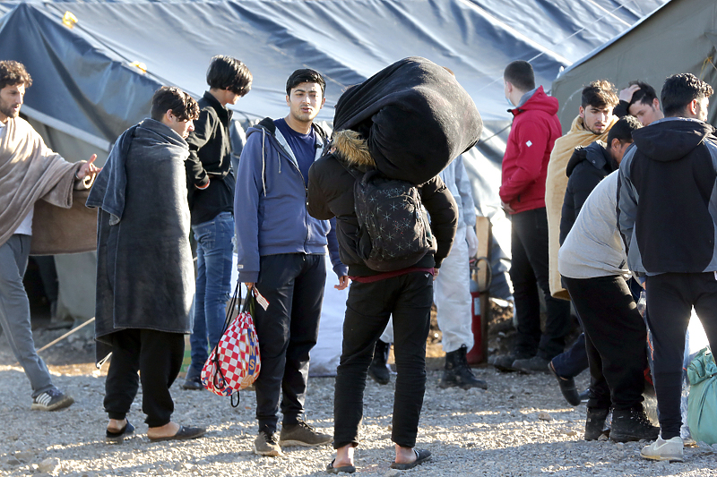 Migranti u kampu Lipa (Foto: EPA-EFE)