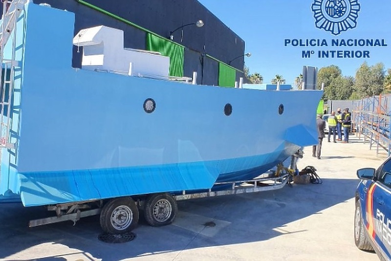 Podmornica upotrebljiva za prijevoz dvije tone droge (Foto: Policia Nacional)