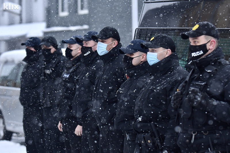 Sindikat policije KS traži upošljavanje radnika (Foto: T. S./Klix.ba)