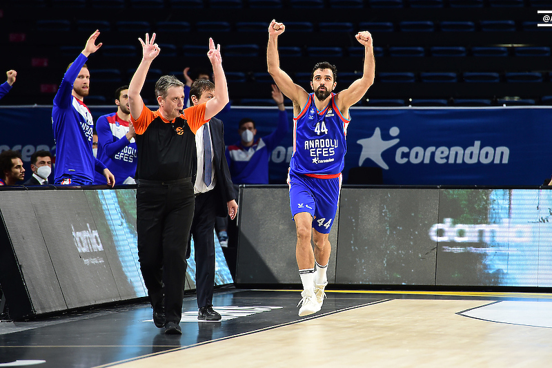 Odlična partija Efesa (Foto: Anadolu Efes)