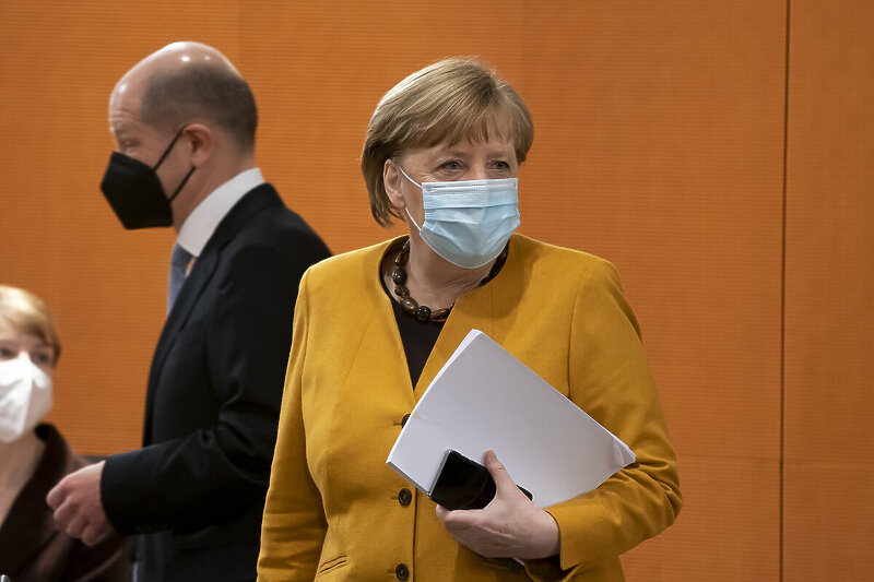 Merkel promijenila mišljenje nakon pritiska javnosti (Foto: EPA-EFE)