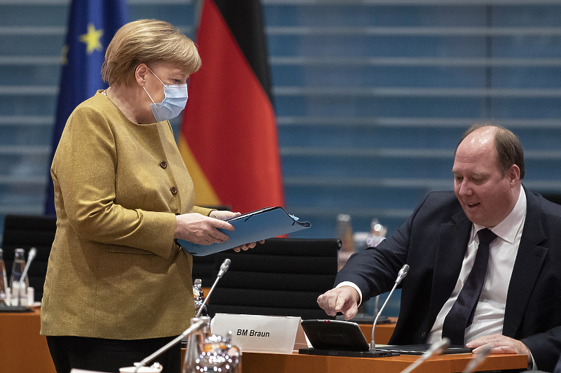 Angela Merkel i Helge Braun (Foto: EPA-EFE)