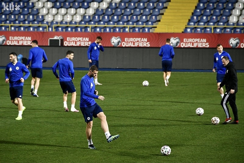 Edin Džeko će biti isturen u vrhu napada Zmajeva (Foto: D. S./Klix.ba)