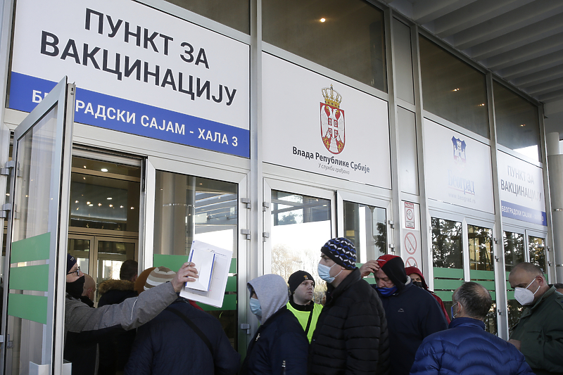 Pitanje vakcina - zdravstveno ili ideološko? (Foto: EPA-EFE)