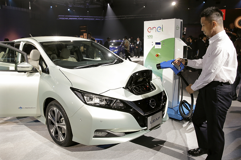 Niže cijene baterija učinit će električne automobile konkurentnijima (Foto: EPA-EFE)