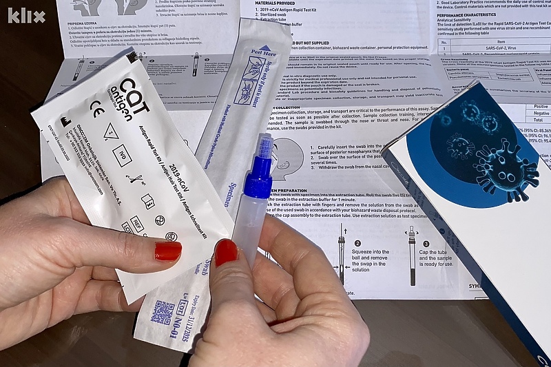 Sadržaj brzog antigenskog testa za kućno testiranje (Foto: A. K./Klix.ba)
