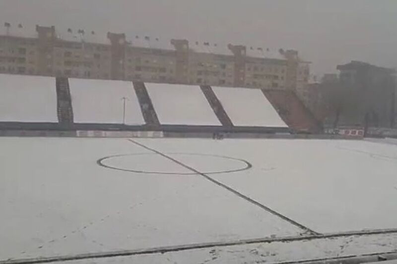 Teren Gradskog stadiona prekirven sniježnim prekrivačem (Foto: Facebook)