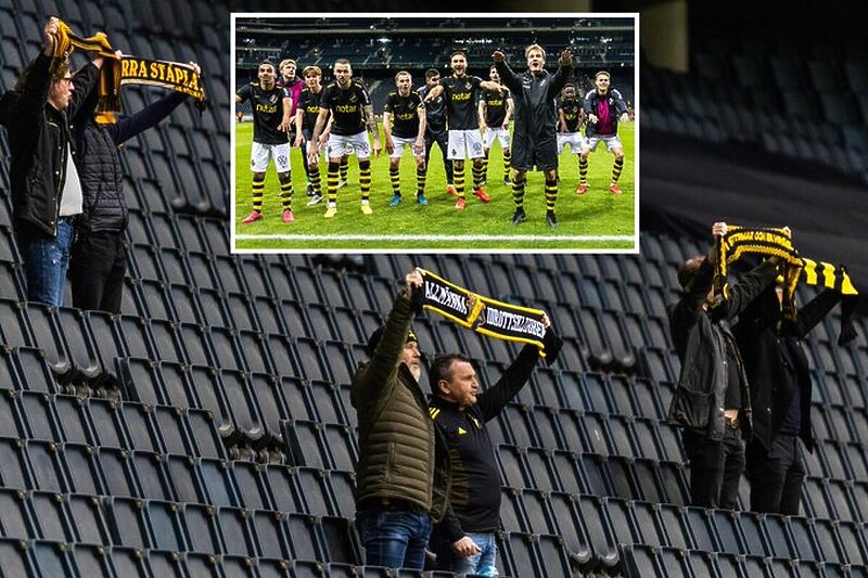 AIK je imao "podršku" s tribina (Foto: Twitter)