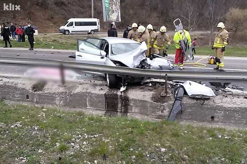 U nesreći su učestvovala tri vozila (Foto: Čitatelj)