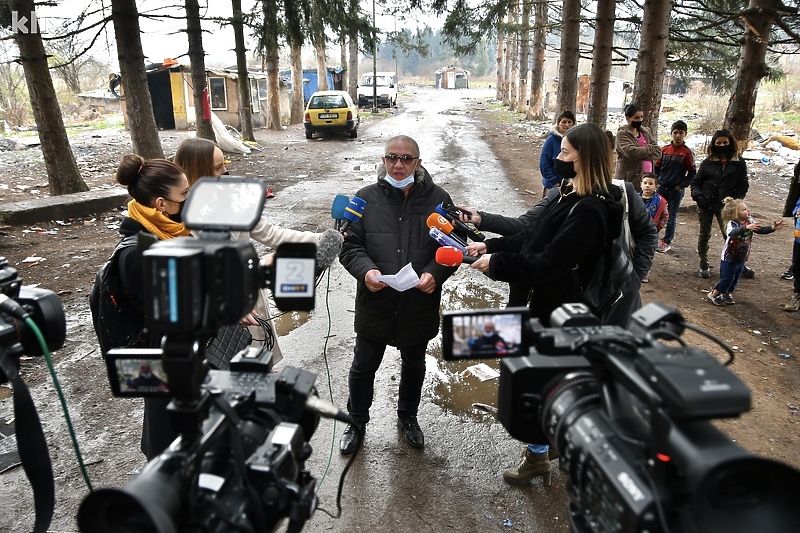 Dervo Sejdić govorio o problemu Roma na Ilidži (Foto: I. Š./Klix.ba)