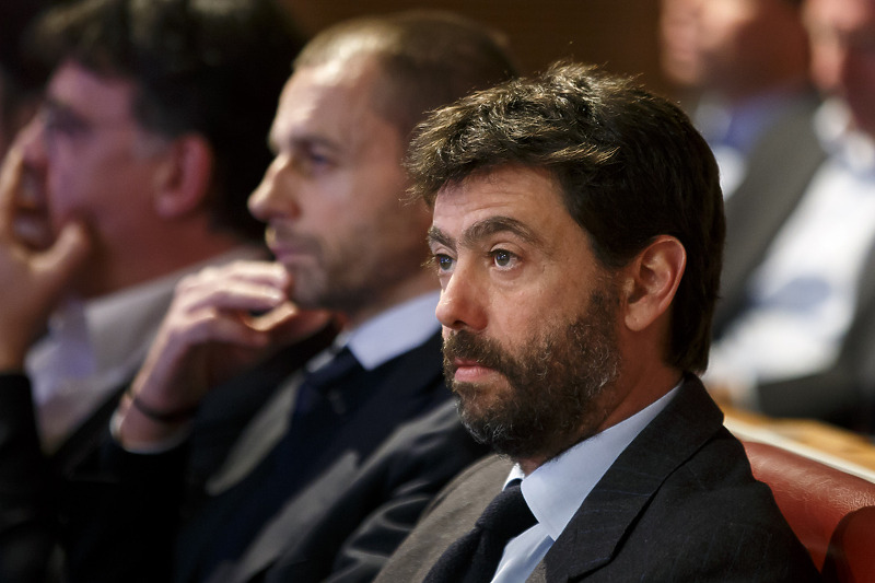 Andrea Agnelli, u pozadini Aleksander Čeferin (Foto: EPA-EFE)