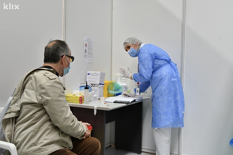 Vakcinacija u dvorani Zetra počela 21. aprila (Foto: I. Š./Klix.ba)