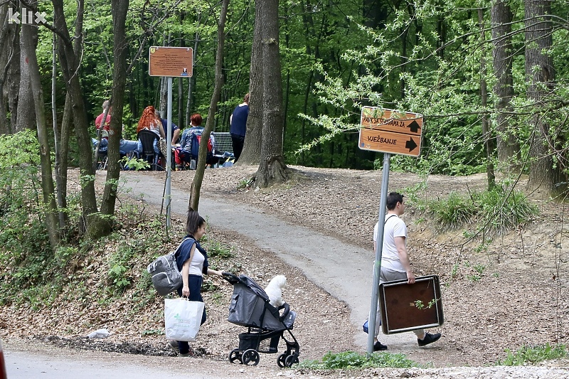 Građani danas uživaju na Ilinčici (Foto: A. K./Klix.ba)