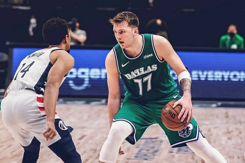 Dončić je meč okončao s 31 poenom, 20 asistencija i 12 skokova (Foto: Twitter)