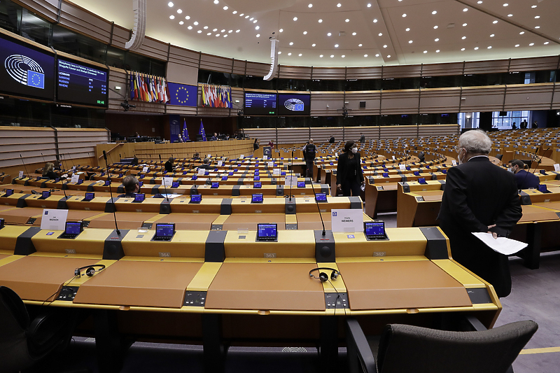 Pismo potpisali članovi tri stranke u Evropskom parlamentu (Foto: EPA-EFE)