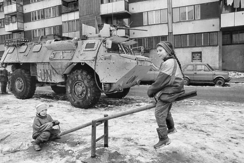 Sarajevski mališani u ratu (Foto: Gervasio Sanchez)