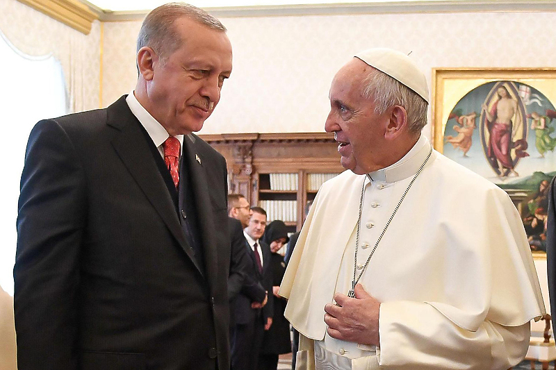 Recep Tayyip Erdogan i papa Franjo (Foto: EPA-EFE)