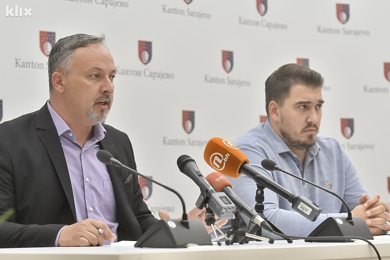 Dević i Zahiragić na konferenciji za medije (Foto: T. S./Klix.ba)