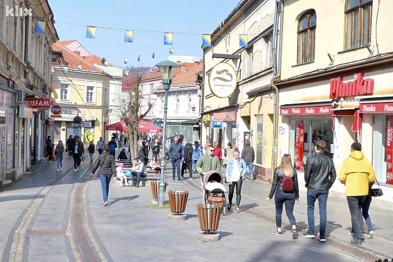 Tuzla: Građani će osjetiti benefite statuta (Foto: A. K./Klix.ba)