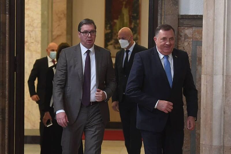 Vučić ničim izazvan o bonskim ovlaštenjima (Foto: Instagram)