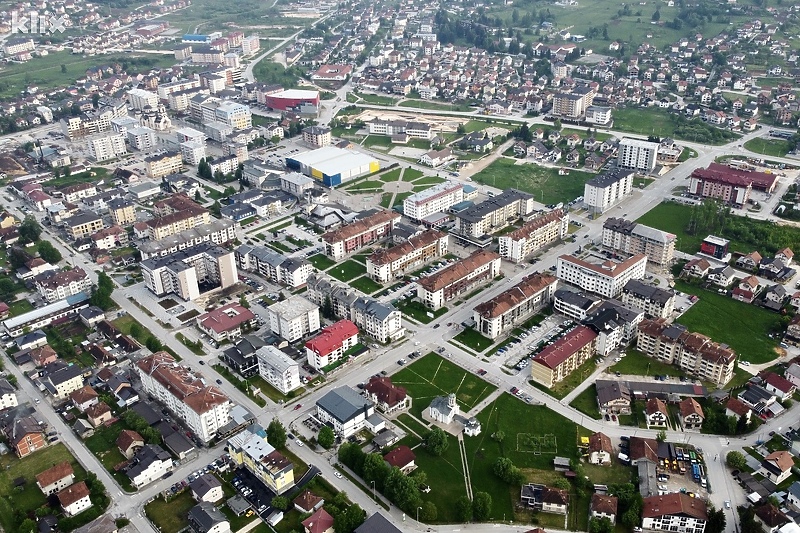 Stanovnici Pala u nevjerici (Foto: D. S./Klix.ba)