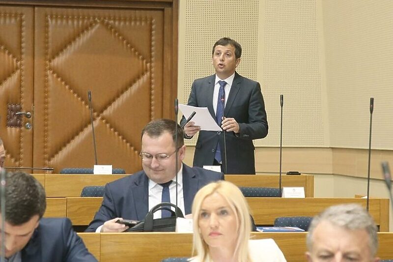 Nebojša Vukanović u Skupštini Republike Srpske / Screenshot