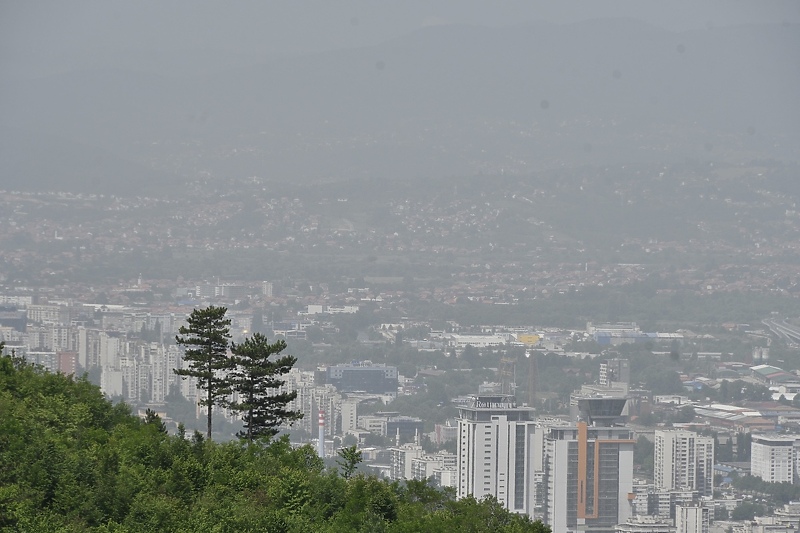 Saharski pijesak uzrokovao zagađenje zraka u Sarajevu (Foto: D. S./Klix.ba)