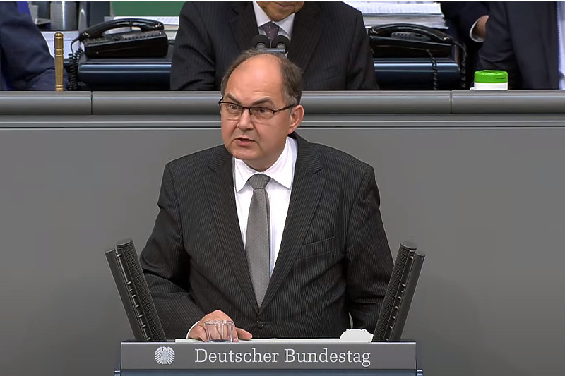 Christian Schmidt tokom obraćanja u Bundestagu (Foto:Screenshot)