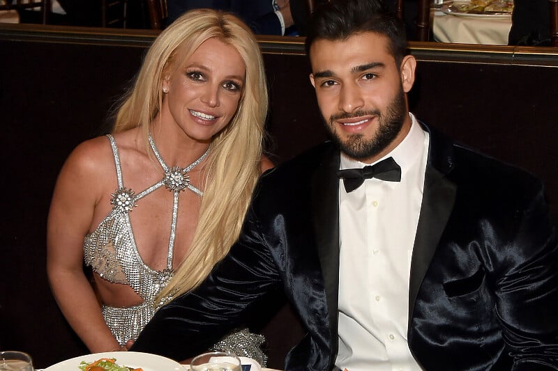 Britney Spears i Sam Asghari (Foto: Twitter)