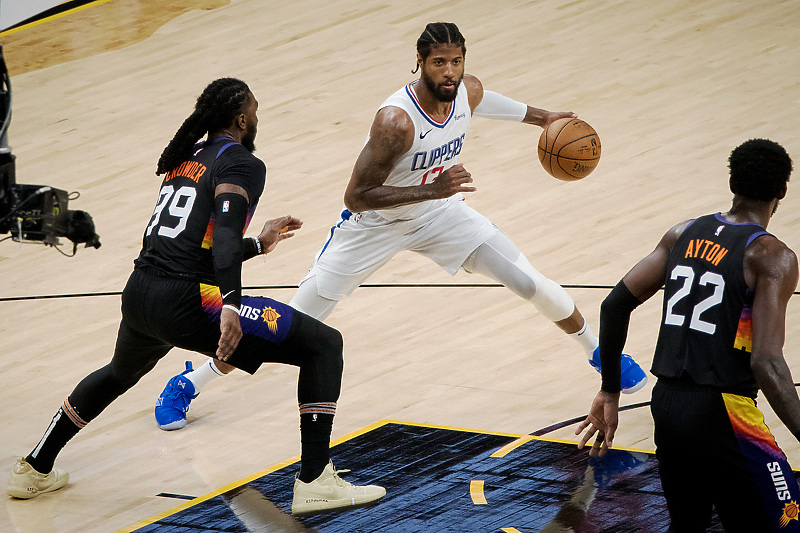 Paul George je sa 41 poenom predvodio Clipperse do pobjede (Foto: EPA-EFE)