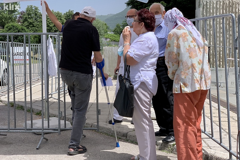 Vakcinacija se za sada odvija puževim korakom (Foto: I. Š./Klix.ba)