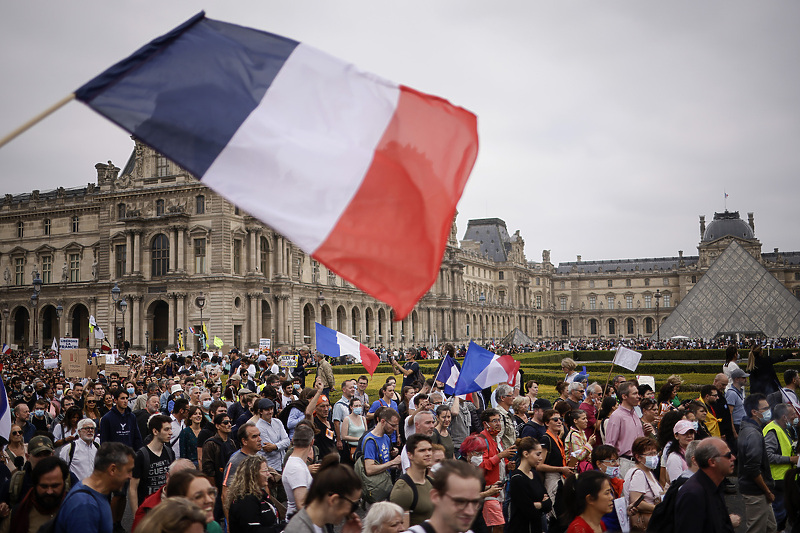 Protesti u Parizu (Foto: EPA-EFE)