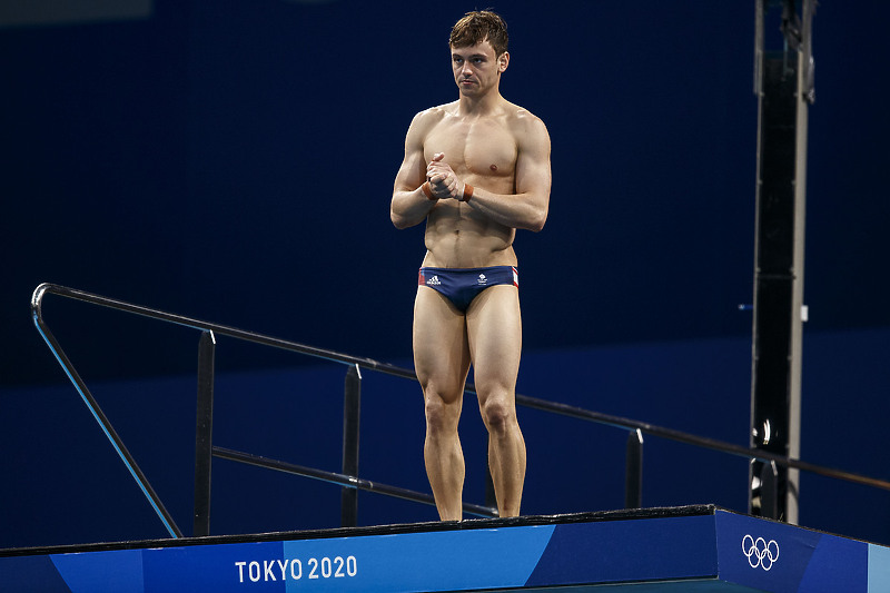 Tom Daley je osvojio zlato u sinhronizovanim skokovima s tornja (Foto: EPA-EFE)