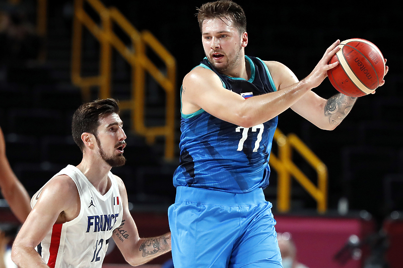 De Colo najefikasniji, Dončiću prvi poraz u reprezentaciji (Foto: EPA-EFE)