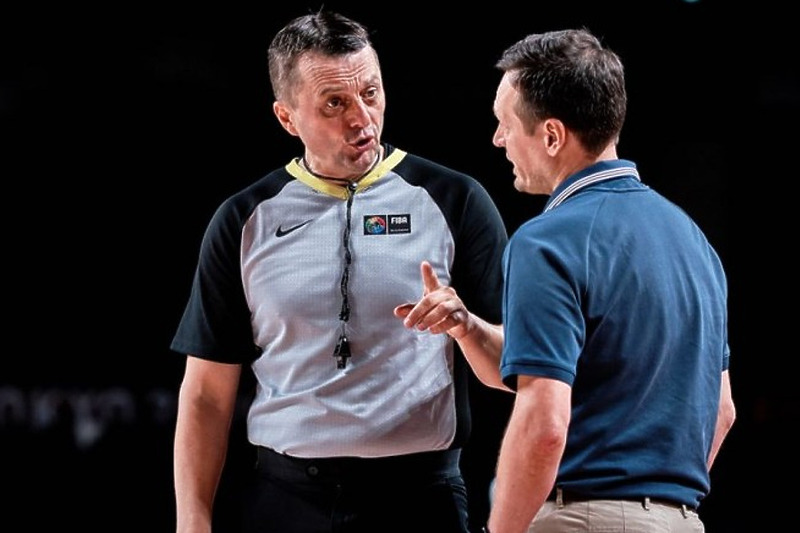 Veliko priznanje za arbitra iz Tuzle (Foto: FIBA)