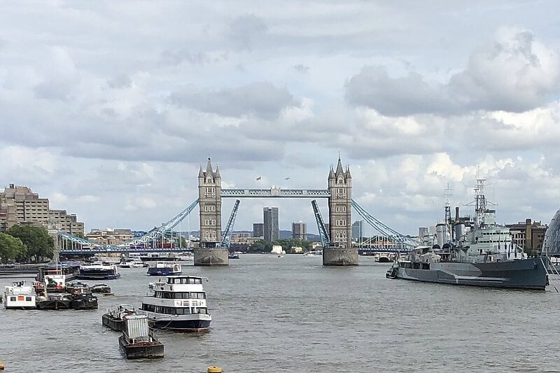 Tower Bridge (Foto: Twitter)