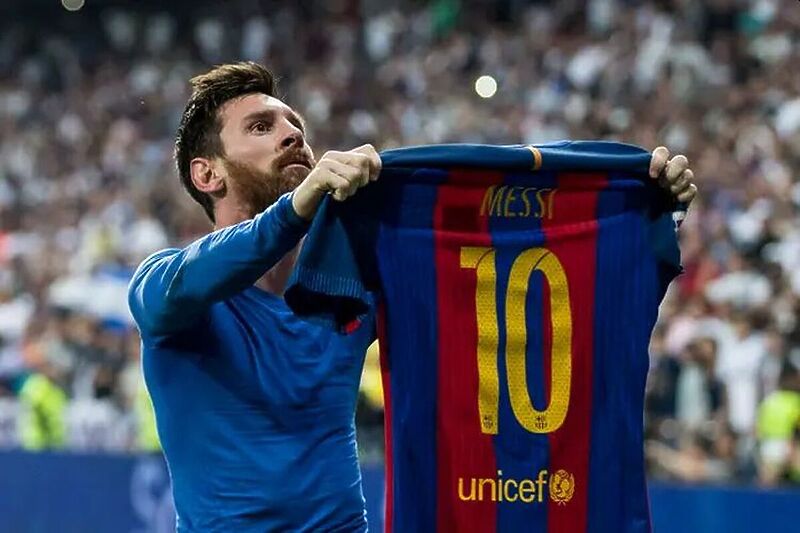 Messi je 21 godinu proveo u Barceloni, računajući i omladinske kategorije (Foto: Twitter)