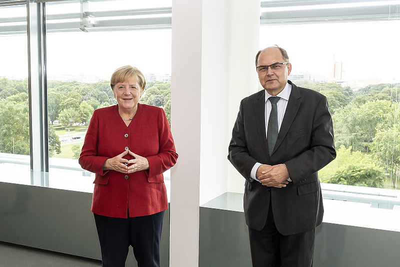 Merkel ugostila Schmidta u Berlinu (Foto: OHR)