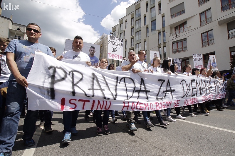 U Sarajevu 20. protesti u organizaciji grupe Pravda za Dženana (Foto: E. H./Klix.ba)