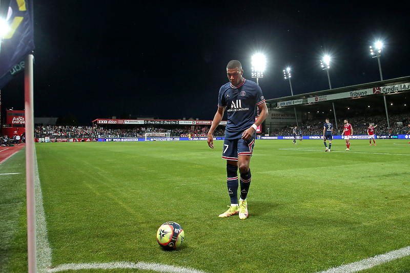 PSG je odbio prvobitnu ponudu Reala od 160 miliona eura za Mbappea (Foto: EPA-EFE)