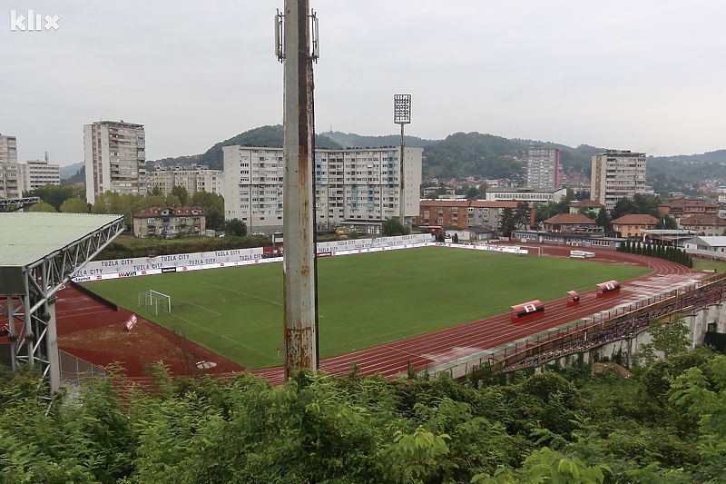 Tuzlanski stadion Tušanj je u zapuštenom stanju (Foto: A. K./Klix.ba)