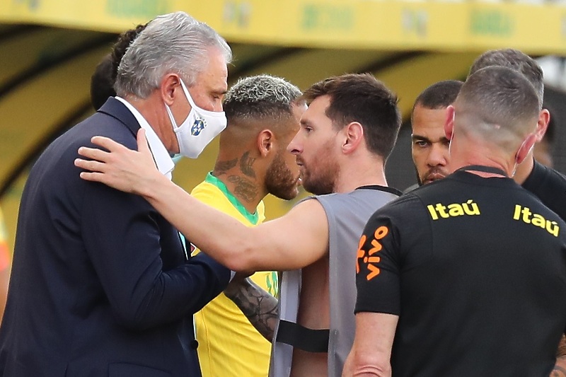 Messi na terenu stadiona u Brazilu (Foto: EPA-EFE)