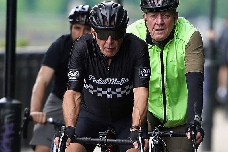 Ford je veliki je ljubitelj biciklizma iako ima 79 godina (Foto: Twitter)