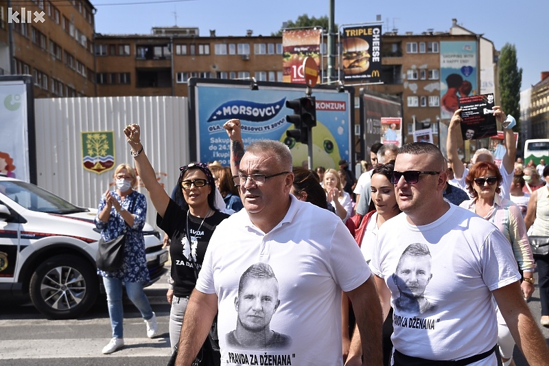 Muriz Memić jučer je ponovo dobio veliku podršku građana (Foto: T. S./Klix.ba)